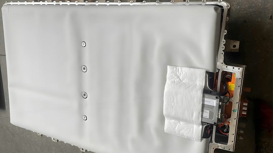 電池包液冷板包裹防護